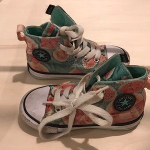 Converse all stars kids size 7